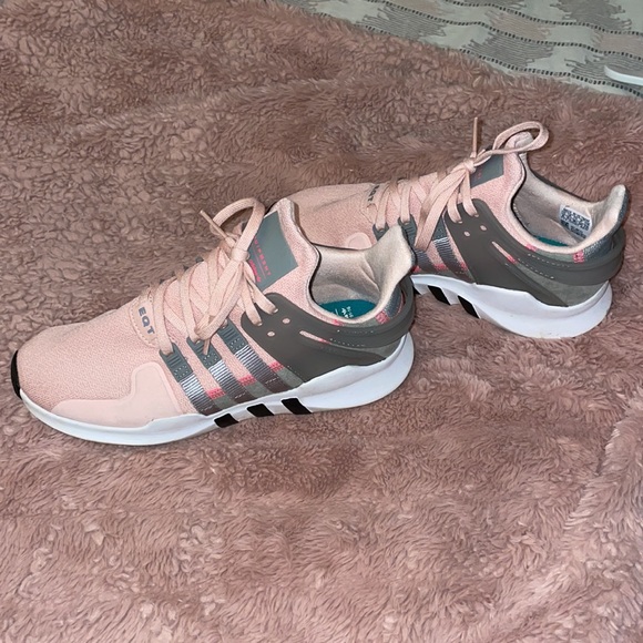 Womens Adidas - Still have original box - Picture 4 of 5